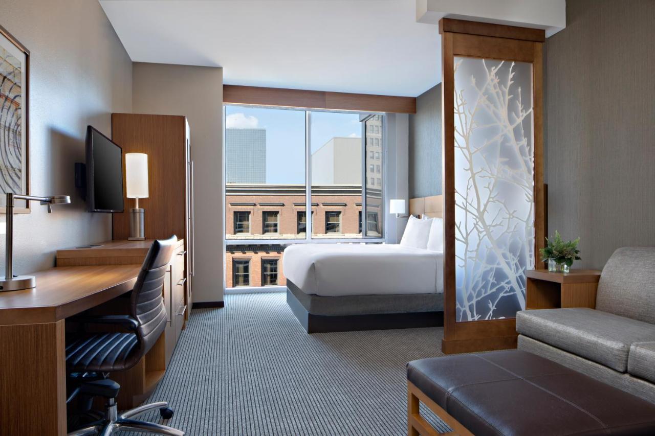 Hyatt Place Grand Rapids Downtown Экстерьер фото