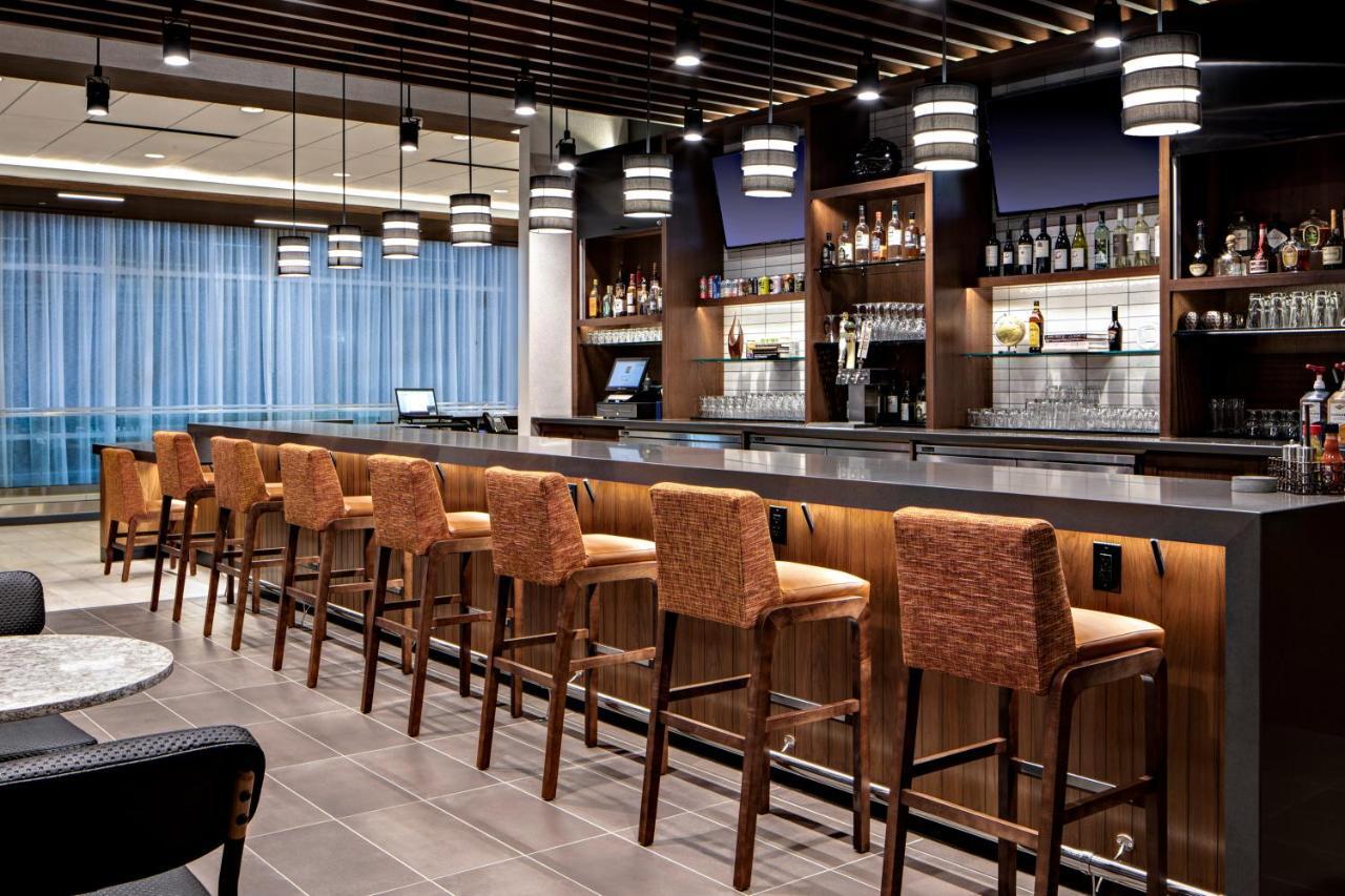Hyatt Place Grand Rapids Downtown Экстерьер фото